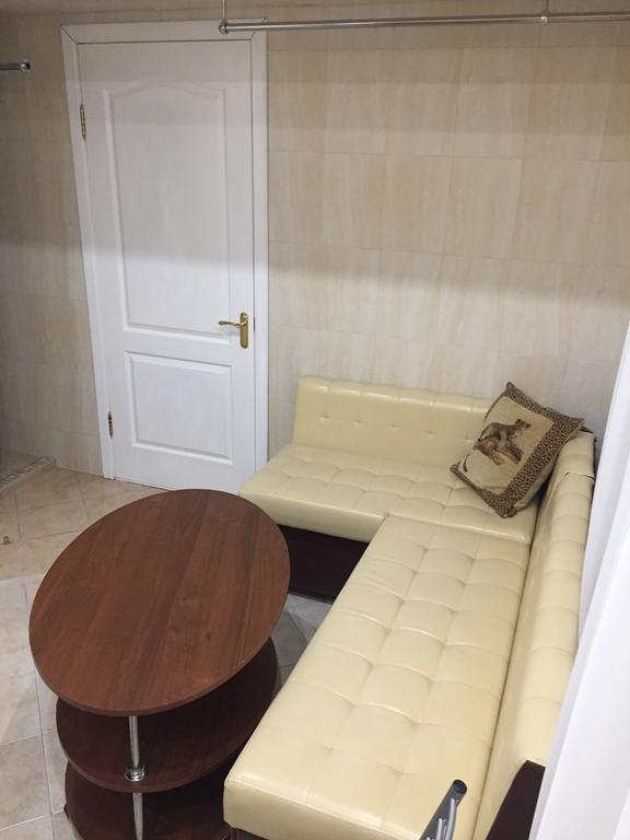 Apartment On Ploschad Pobedy Minsk Exterior foto